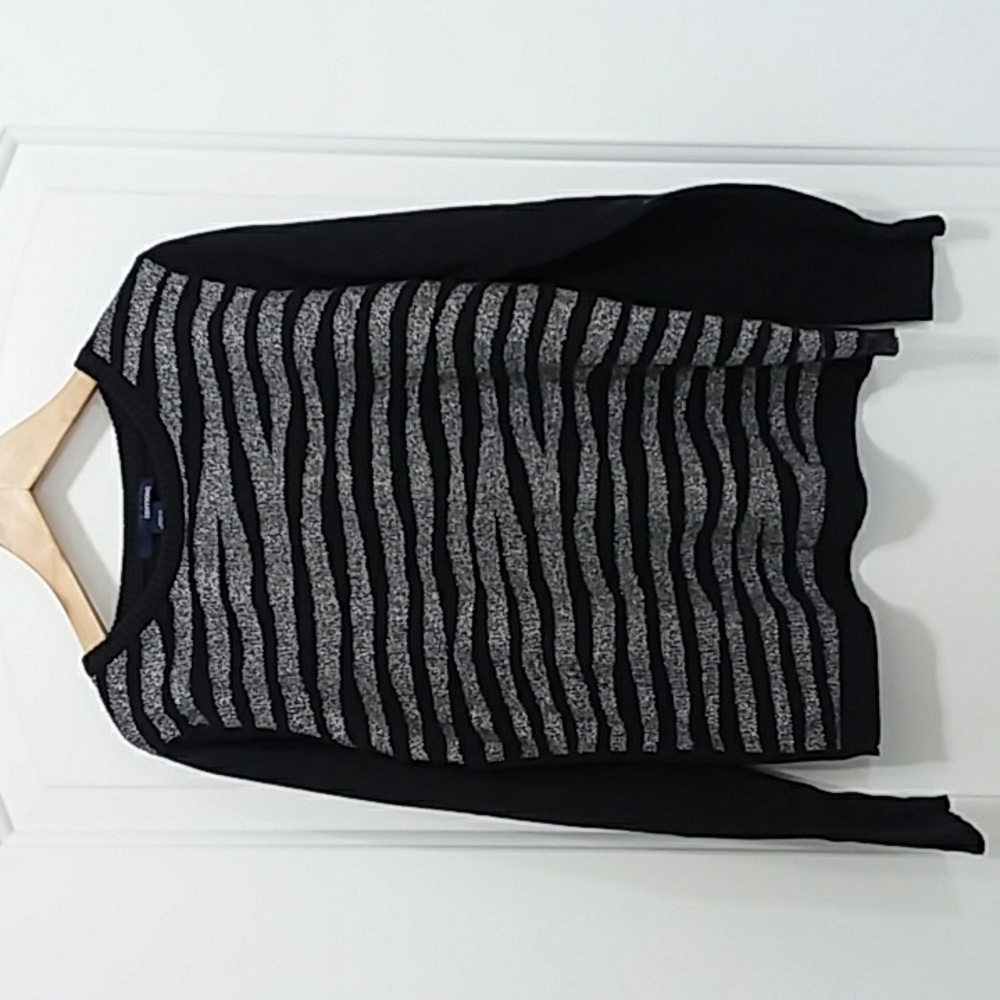 *5/$20* Black & Silver Zebra Print Sweater